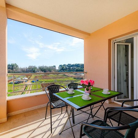 Stancija Amorozo 5 - Apartment N. 7 Porec Luaran gambar