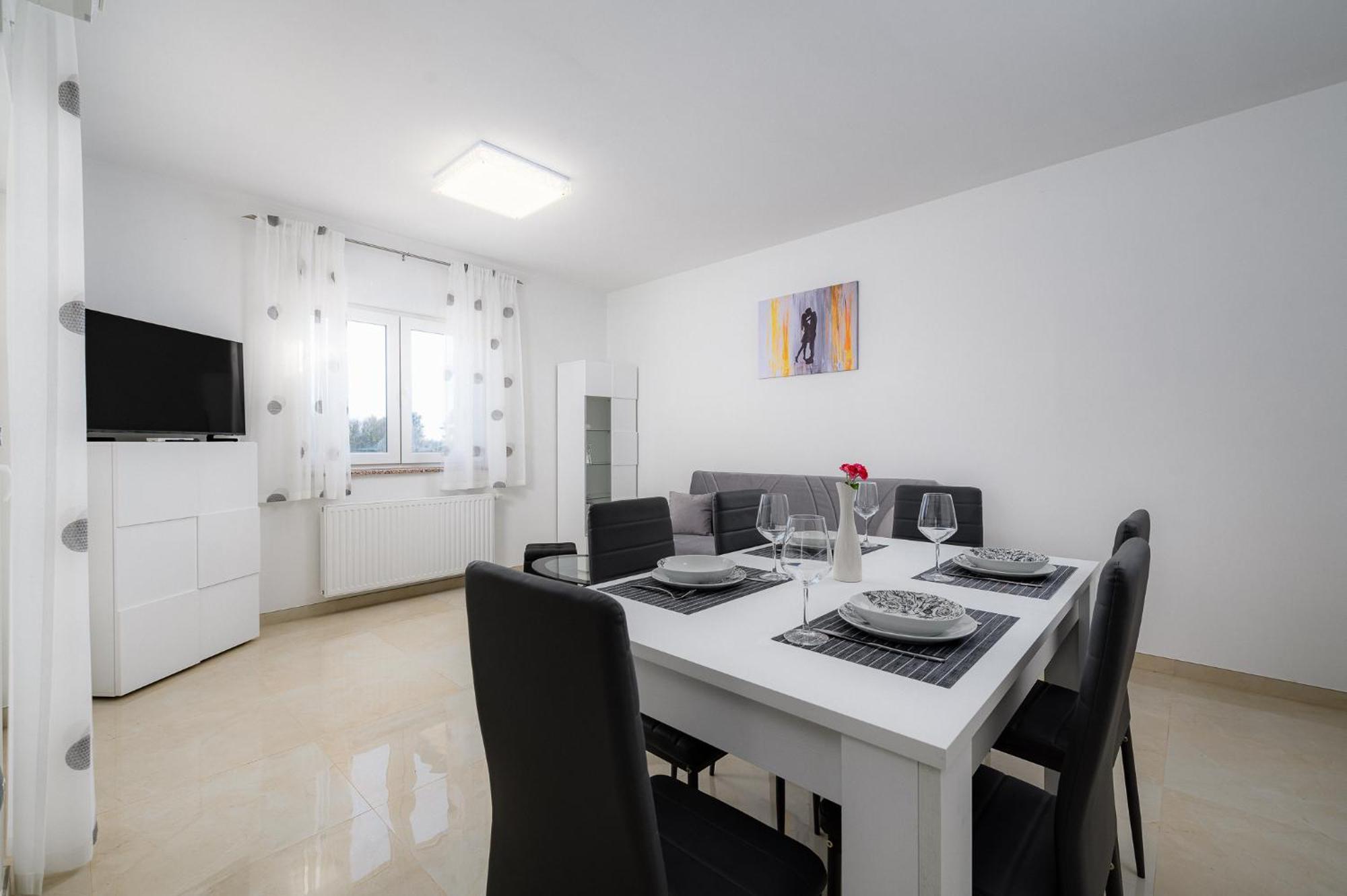 Stancija Amorozo 5 - Apartment N. 7 Porec Luaran gambar