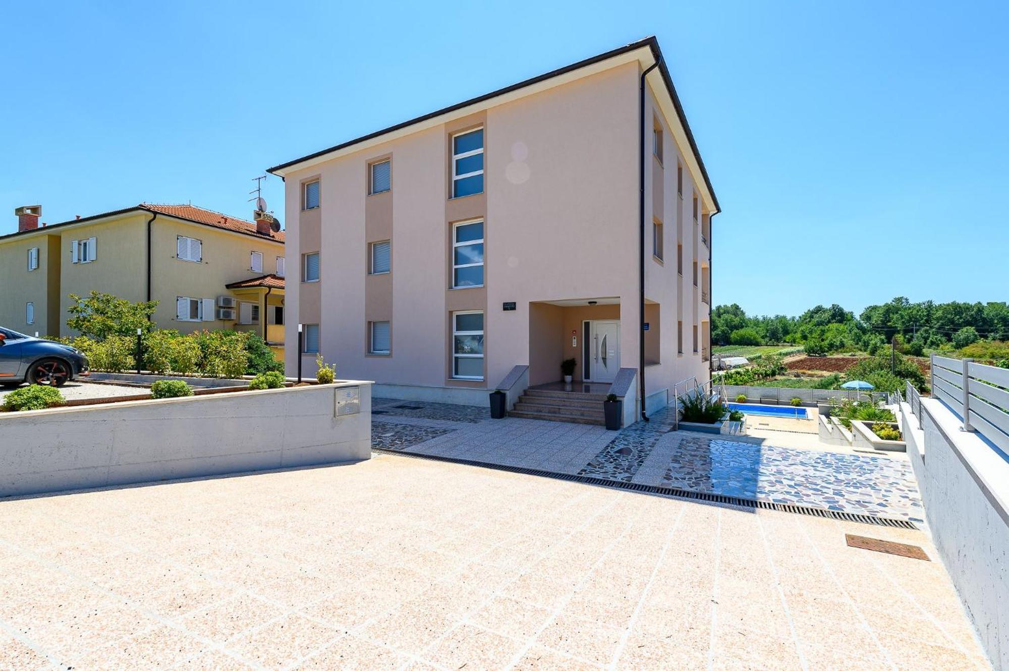 Stancija Amorozo 5 - Apartment N. 7 Porec Luaran gambar