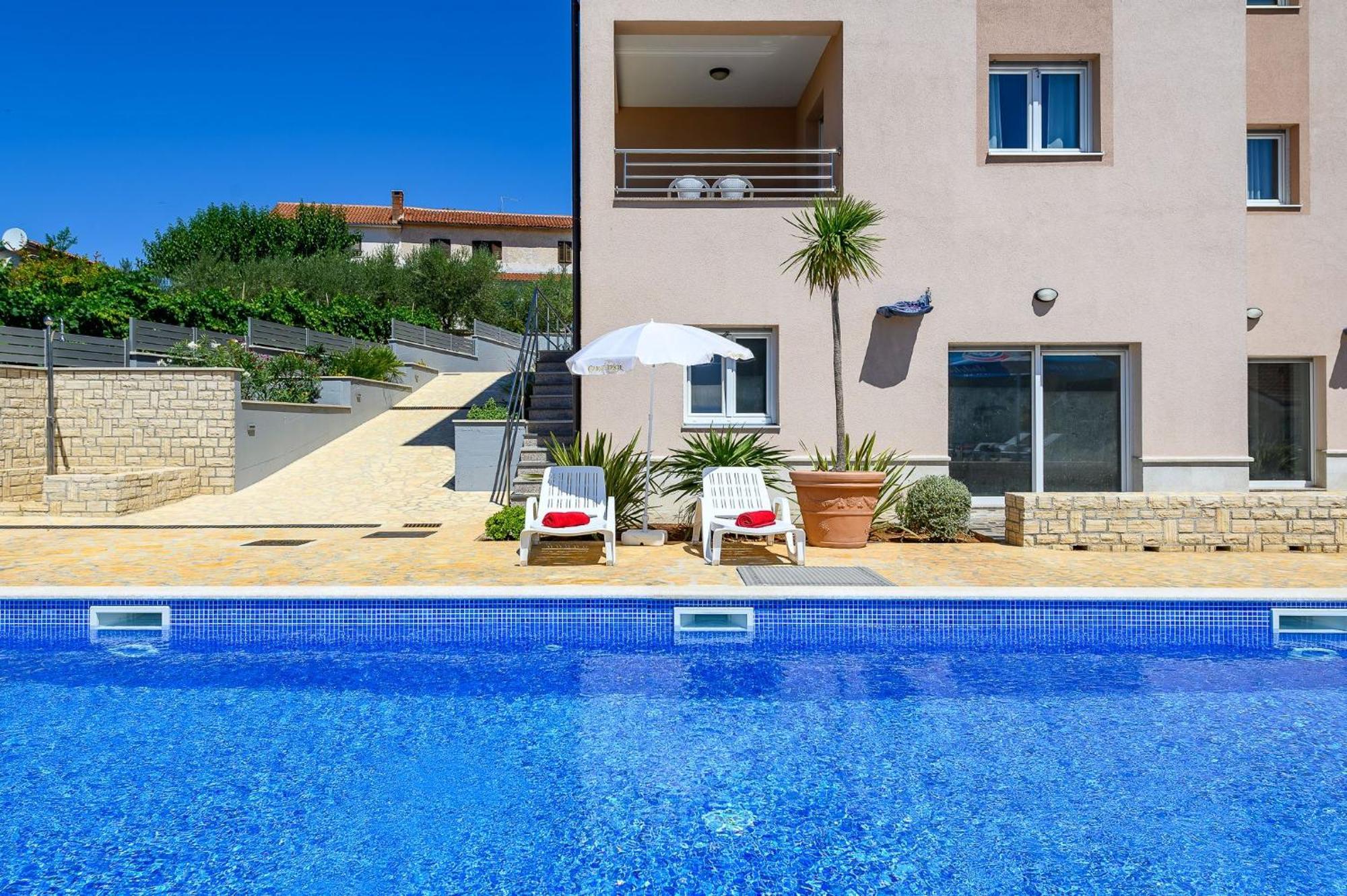 Stancija Amorozo 5 - Apartment N. 7 Porec Luaran gambar