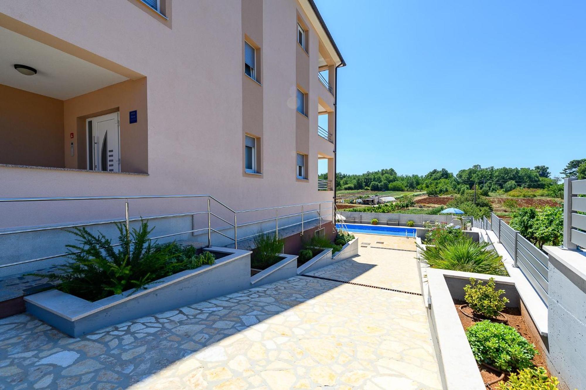 Stancija Amorozo 5 - Apartment N. 7 Porec Luaran gambar